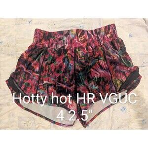 Lululemon Hotty hot shorts 4 2.5" hr